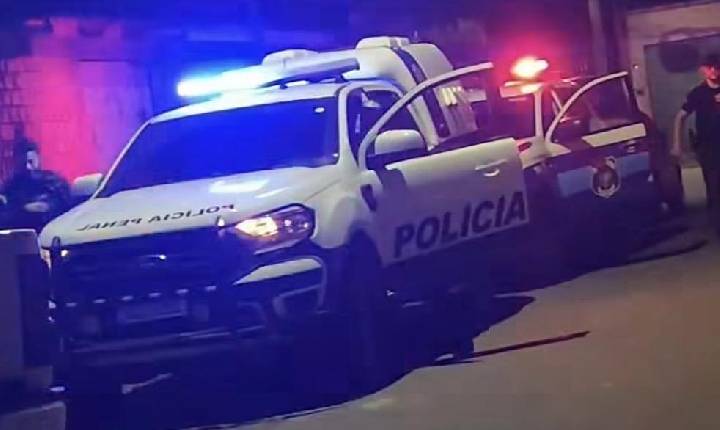 Após agredir esposa, policial penal é preso e tem armas apreendidas