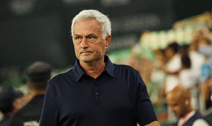 Após recusar propostas, zagueiro problemático do Real Madrid ganha chance de redenção com Mourinho