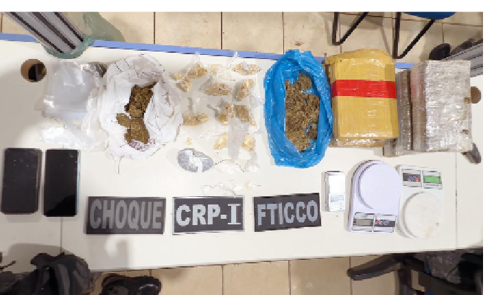 BPCHOQUE apreende drogas e prende dois suspeitos durante ação no bairro Três Marias em Porto Velho