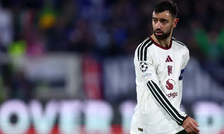 Carrick não garante braçadeira a Bruno Fernandes após críticas públicas ao United
