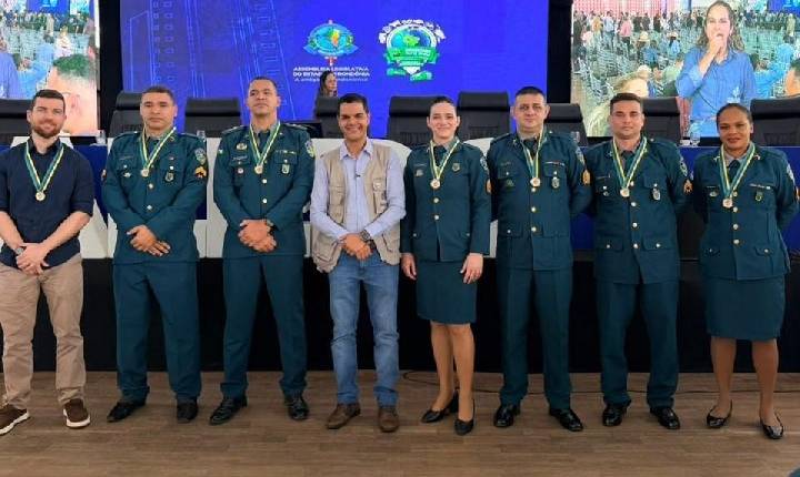 Cássio Gois homenageia policiais militares do 2º Pelotão de Espigão do Oeste