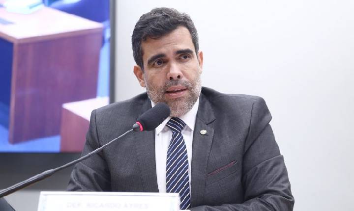 Comissão aprova incentivos para motoristas profissionais com bom histórico no trânsito