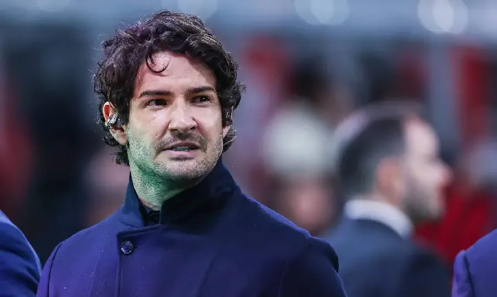 Como Pato se inspirou em Wrexham e videogame para comprar Northampton, da 4ª divisão inglesa
