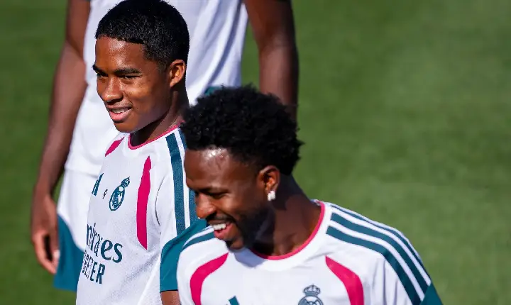‘Difícil de explicar’: Sávio analisa fases de Vini Jr. e Endrick e comenta pressão no Real Madrid