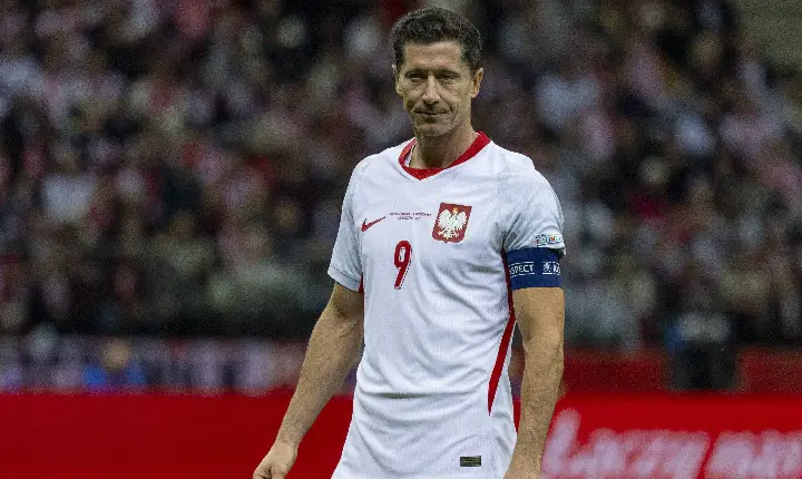 ‘Ele muda o jogo’: Lewandowski revela torcida por azarão na Bola de Ouro
