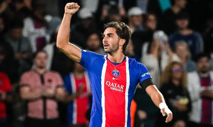 Em alta no PSG, Ferran Torres explica conexão vitoriosa com Luis Enrique