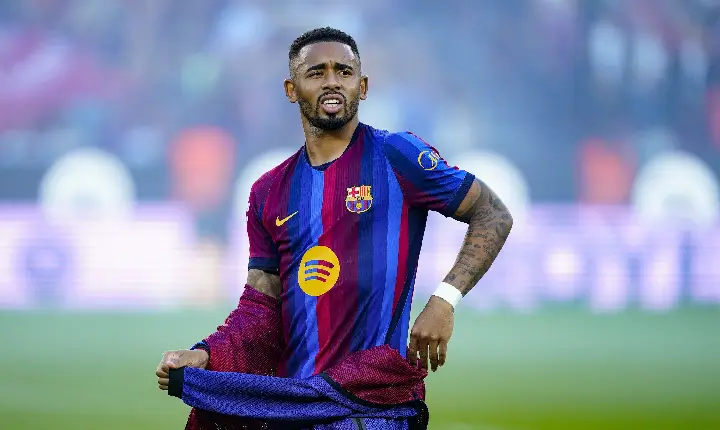 Gabriel Jesus surpreende ao emular Raphinha no Barcelona e tem atuação de gala contra Getafe