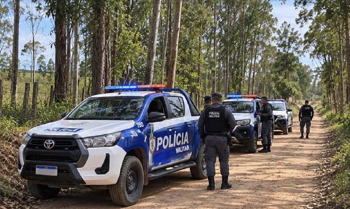 Homem é encontrado morto com perfurações no corpo