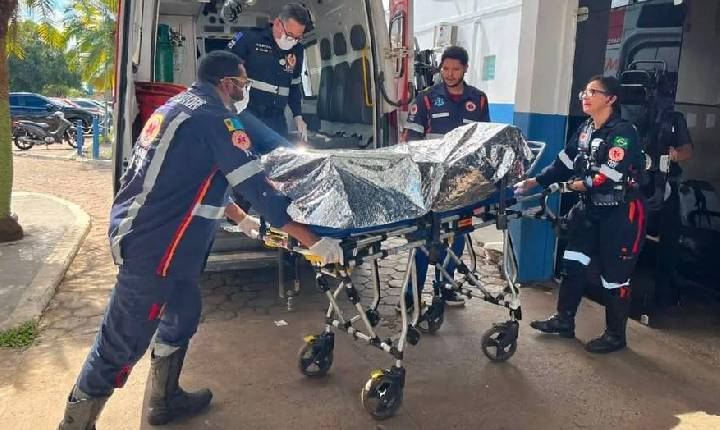 Homem pede socorro da PM após ataque a facada na zona leste