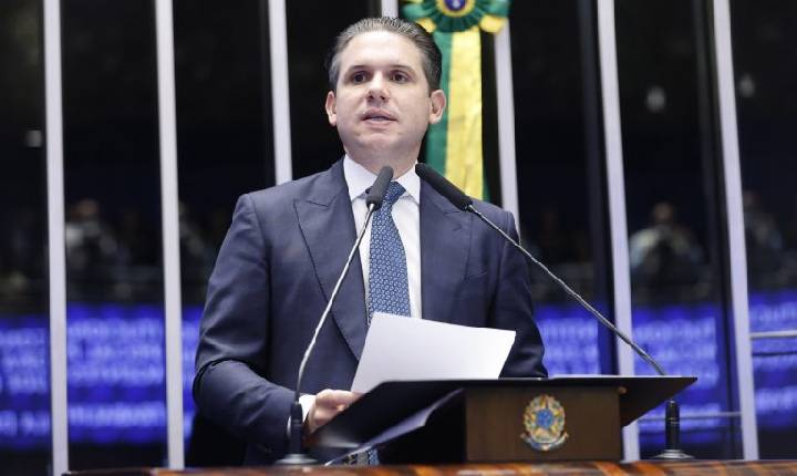Hugo Motta defende diálogo e respeito entre os Poderes para fortalecer instituições