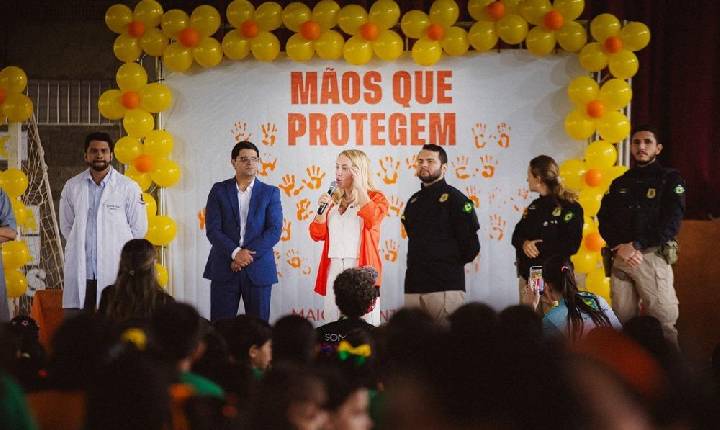 Ieda Chaves leva alerta sobre abuso infantil a alunos da Escola Santa Marcelina