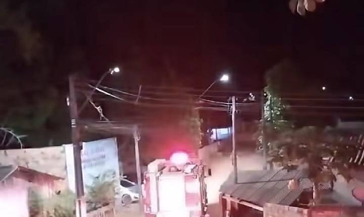 Incêndio é registrado em residência