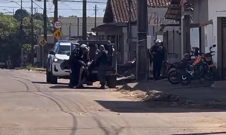 Jovem de 21 anos morre após troca de tiros com a PM