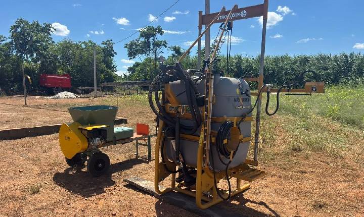 Mais investimentos para Nova União: Alan Queiroz destina equipamentos agrícolas para produtores rurais