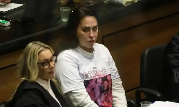 Monique Medeiros se entrega à polícia após STF restabelecer prisão preventiva