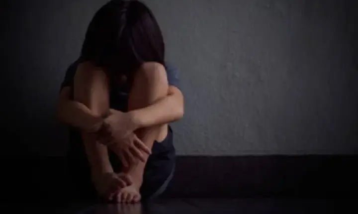 Mulher é presa suspeita de “vender” irmã de 11 anos por R$ 20 e açaí