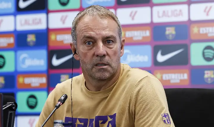 ‘Não gosto de falar sobre jogadores fora do Barcelona, mas o nível dele é muito alto’, diz Flick
