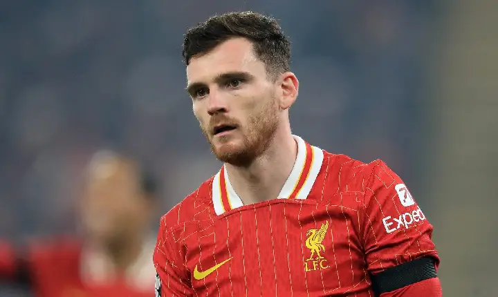 ‘Não queríamos saber de futebol’: Robertson expõe impacto da morte de Diogo Jota no Liverpool