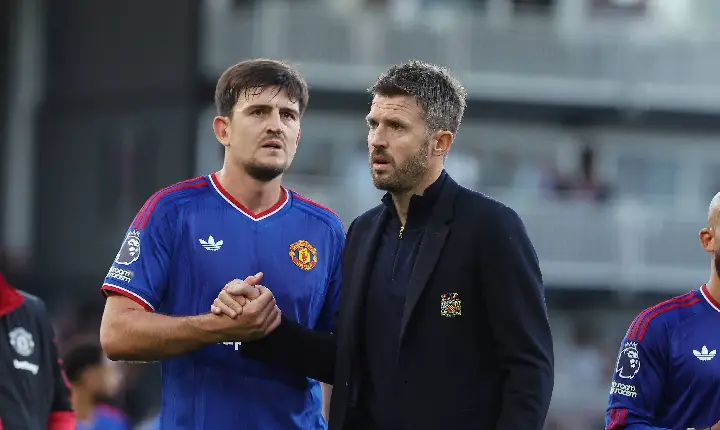 Neville: ‘Patético. Esses foram os piores 15 minutos que já vi o Manchester United jogar’