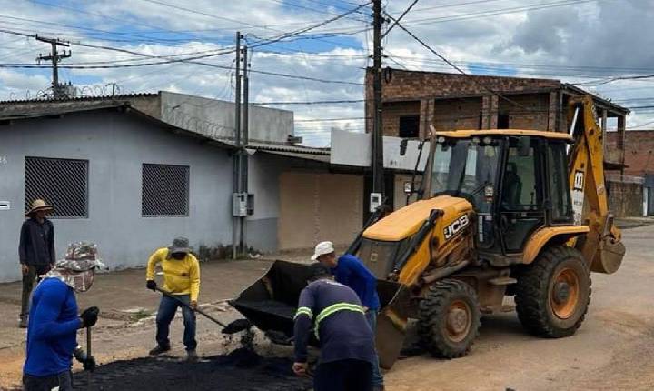 Pedido de Edimilson Dourado é atendido com operação tapa-buraco na Zona Sul de Porto Velho