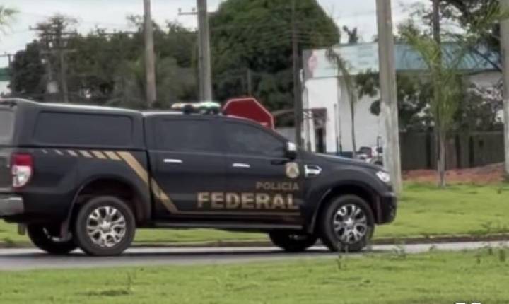 Polícia Federal realiza operação contra o tráfico de drogas