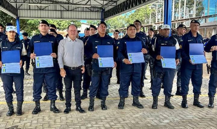 Policiais Militares são homenageados com Voto de Louvor por atuação no combate ao tráfico no Vale do Jamari