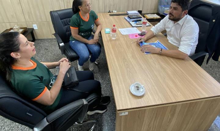 Projeto FAV busca apoio do deputado Jean Mendonça para ampliar ações no voleibol em Rondônia