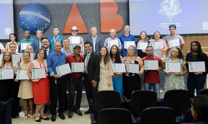 Sessão solene homenageia agentes de saúde, agentes de endemias e personalidades em Rondônia