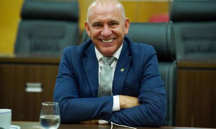 TRE-RO declara Ezequiel Neiva inelegível e indefere candidatura a deputado federal por unanimidade