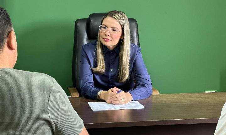 Vereadora Sofia Andrade apresenta projeto para proteger instrumentos de músicos durante fiscalizações ambientais