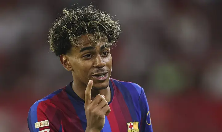 Yamal: ‘Quando penso na Bola de Ouro, vejo Messi e Ronaldinho. Não tem a ver com gols’