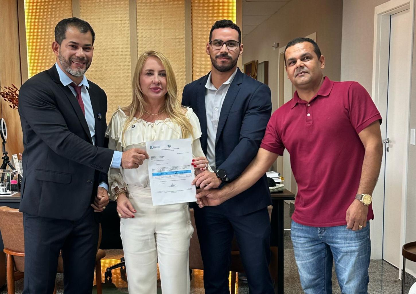 Deputada Ieda Chaves destina R$ 700 mil para aquisição de ônibus para Policiais Penais em Rondônia
