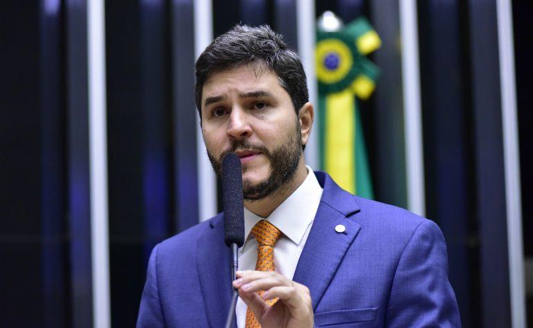 Deputado Maurício Carvalho propõe tornar crime hediondo fraudes contra aposentados