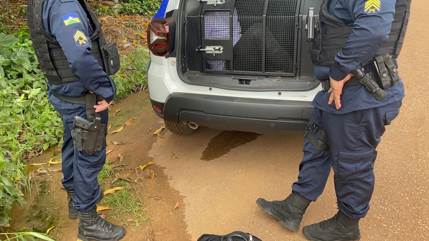 Criminoso cai com carro em córrego e acaba preso em Porto Velho