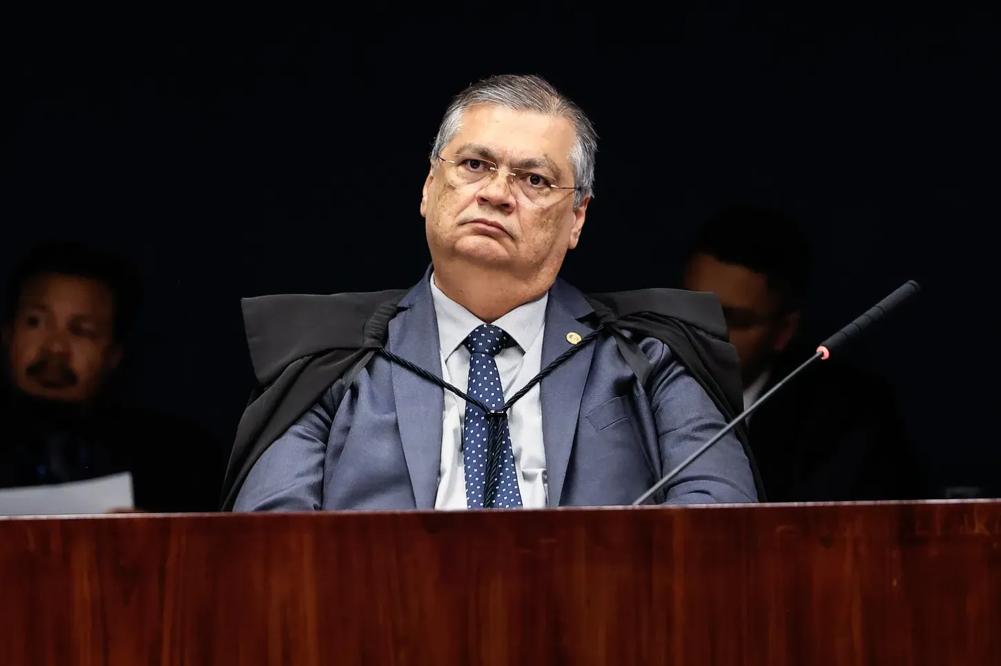 Dino aciona CNJ contra pagamentos milionários a juízes de Rondônia