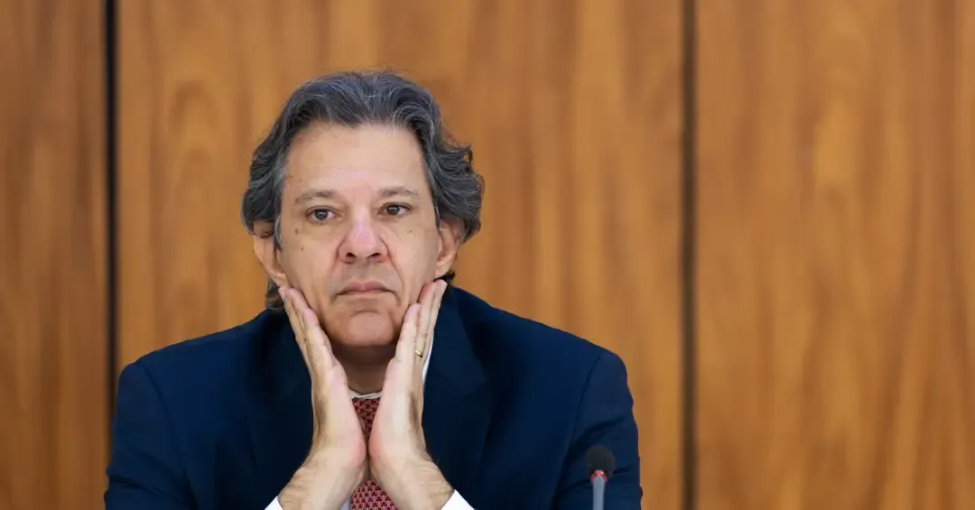 Haddad é apontado como 'incendiário' após decisão surpresa de Hugo Motta sobre decreto do IOF