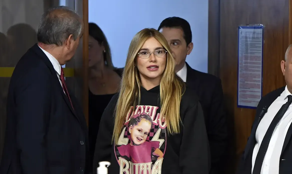 Relatora da CPI das Bets pede indiciamento de Virgínia, Deolane e mais 14; veja lista