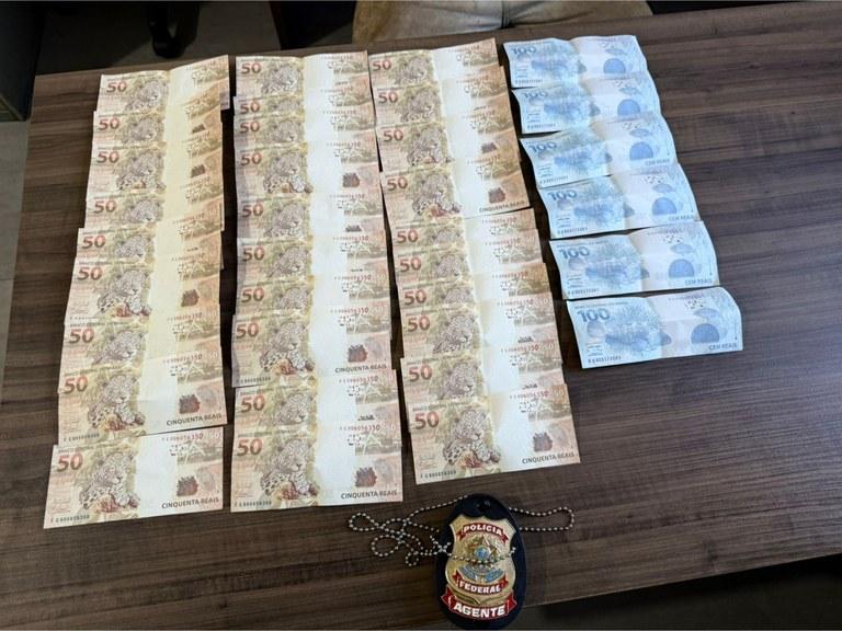 PF prende homem em flagrante com mais de R$ 2 mil em notas falsas recebidas pelos Correios