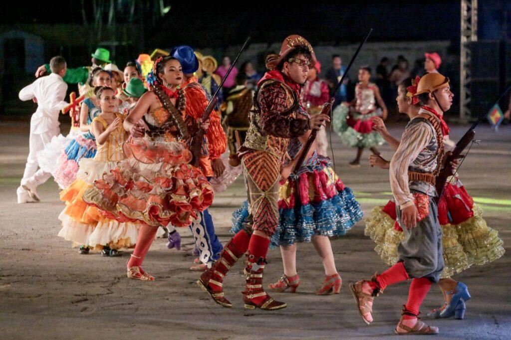 Flor do Maracujá 2025 tem abertura oficial nesta sexta-feira com programação cultural vibrante