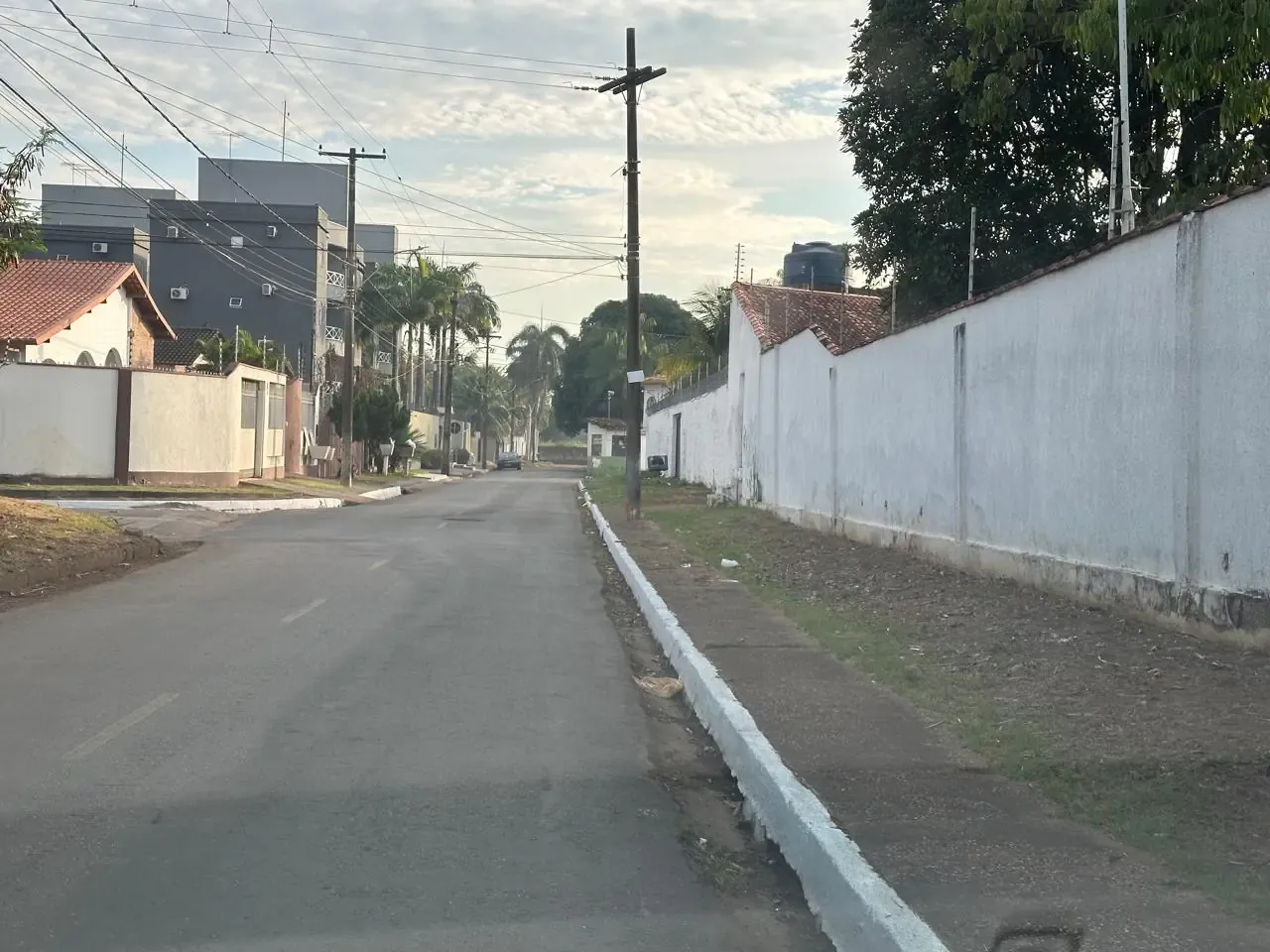 Vereador Dr Gilber tem pedido de providência atendido e comemora limpeza das ruas do bairro Rio Madeira