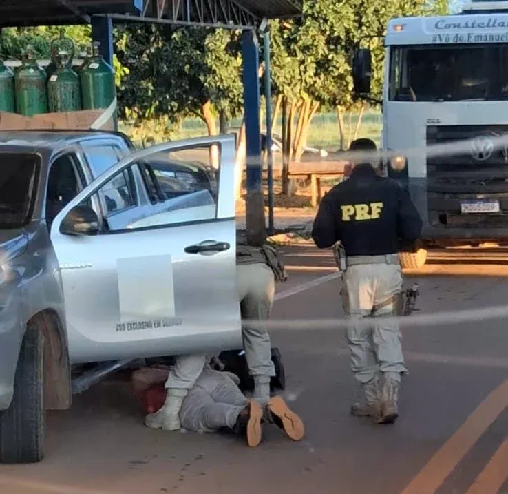 Servidor é condenado após ser flagrado com mais de 36 kg de drogas e 200 munições em caminhonete da prefeitura