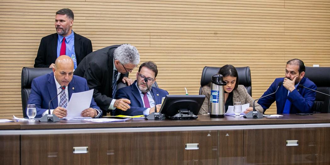 Alero aprova projeto que moderniza planos de carreira e valoriza servidores do Iperon