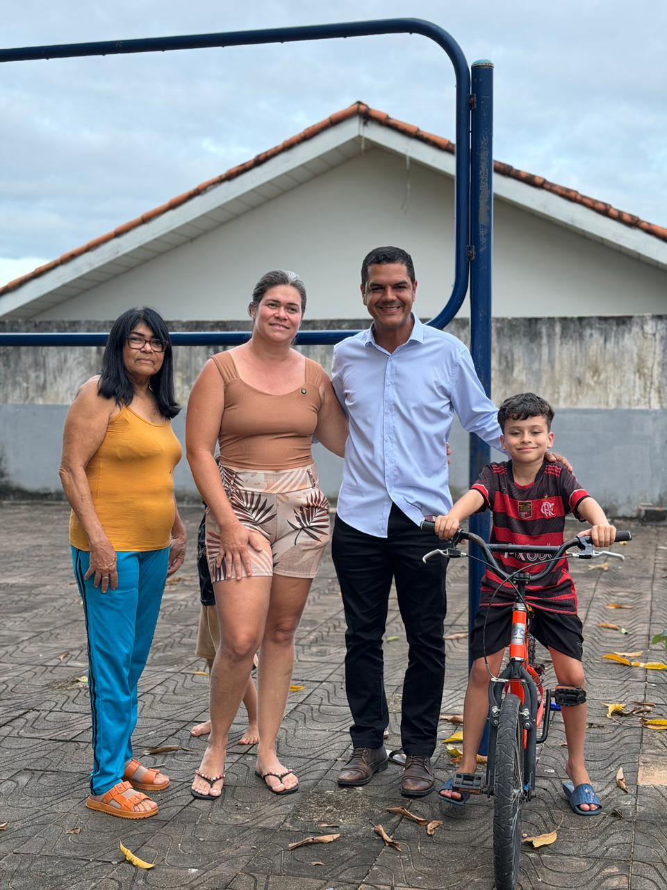 Deputado Cássio Gois garante R$ 570 mil para construção de praça coberta em bairro de Cacoal