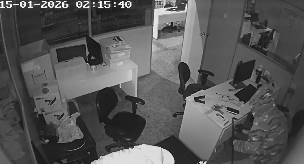 Homem é detido após furto em loja de autopeças na capital