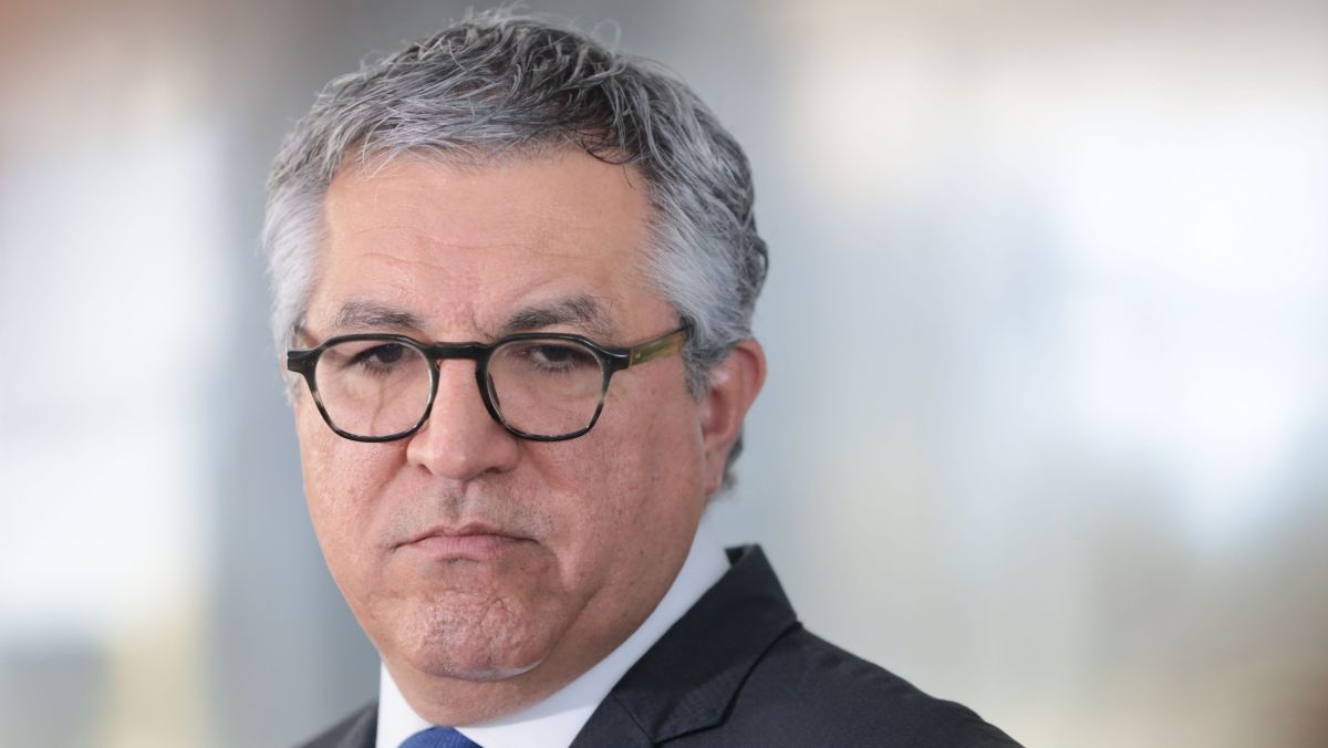 Padilha diz que ataques na Venezuela trazem “impacto múltiplo” ao Brasil