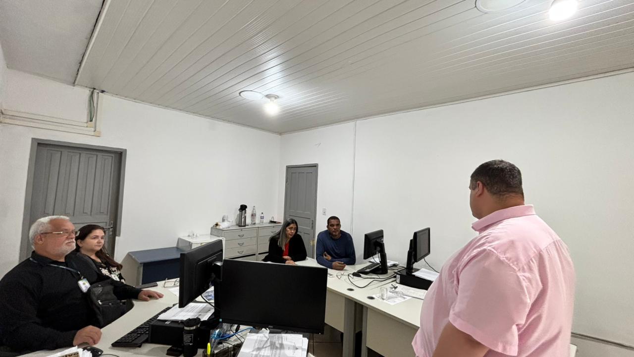 Tezzari defende valorização e melhores condições para técnicos de segurança do trabalho em reunião na SEMAD