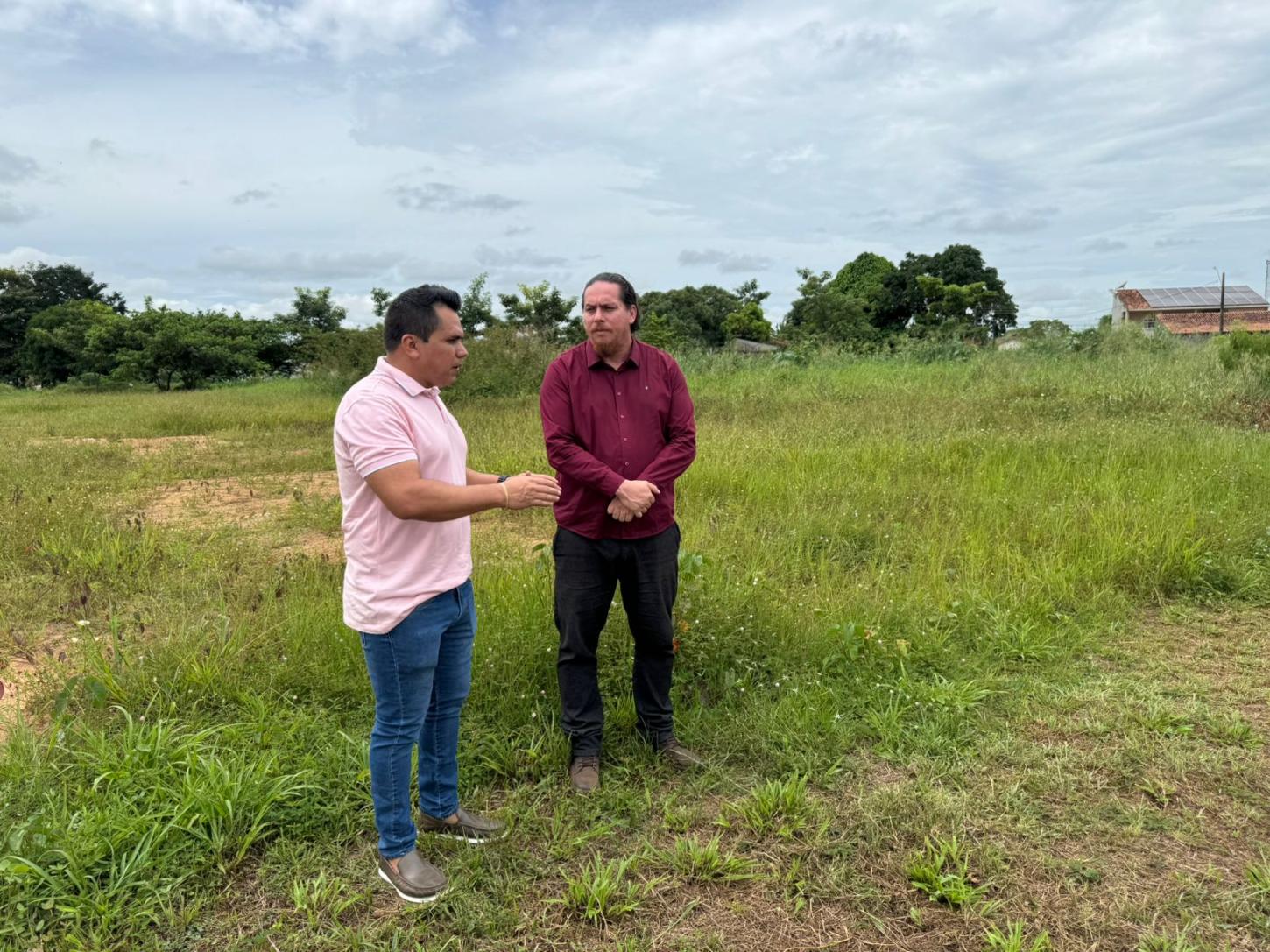 Após solicitação de Edimilson Dourado, canal no Castanheiras recebe limpeza histórica