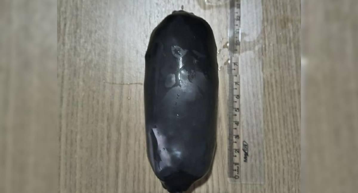 Mulher é presa ao tentar entrar com droga em presídio