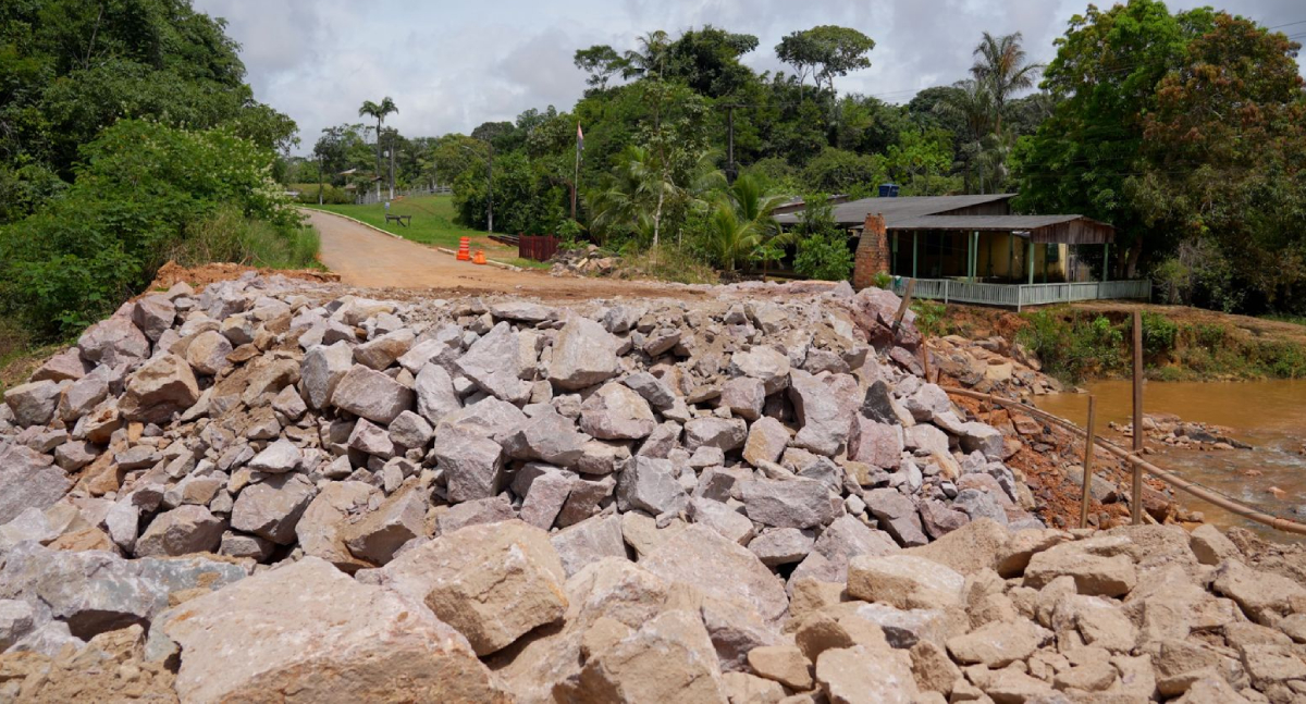 Prefeitura entrega ponte metálica do Bate Estaca até o fim do mês