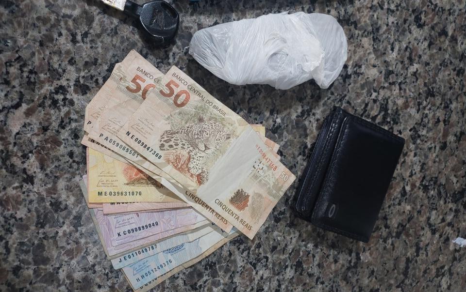 Suspeito é detido com drogas durante ação da Polícia Militar em Cacoal